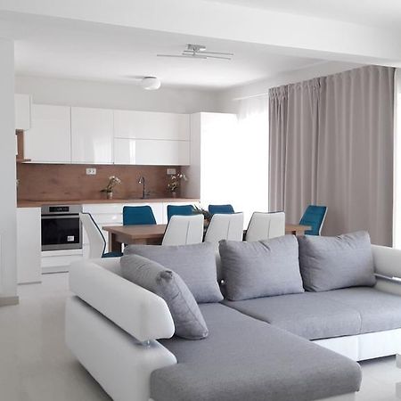 Villa-Apartments Karmel Каштела Экстерьер фото